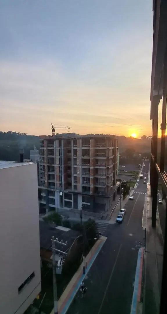 Apartamentos Ed London, Na Av Principal A Poucos Passos Das Termas Piratuba