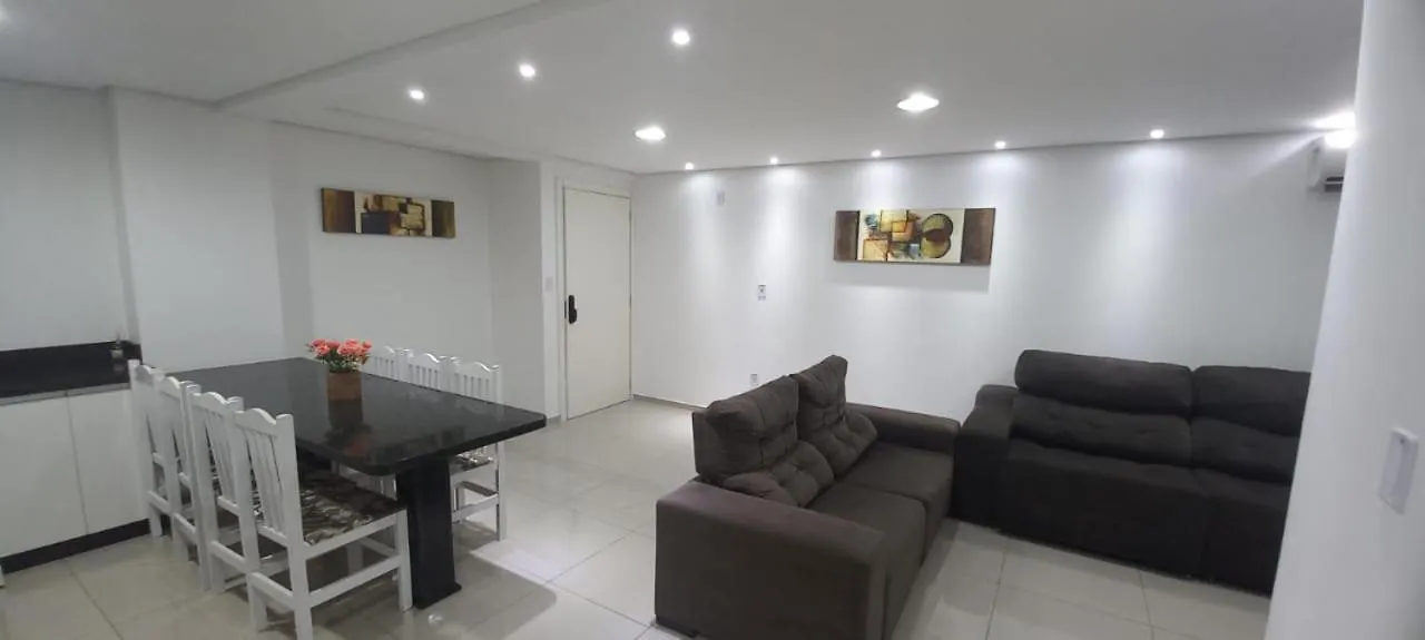 Apartamentos Edifício London Piratuba Brasil