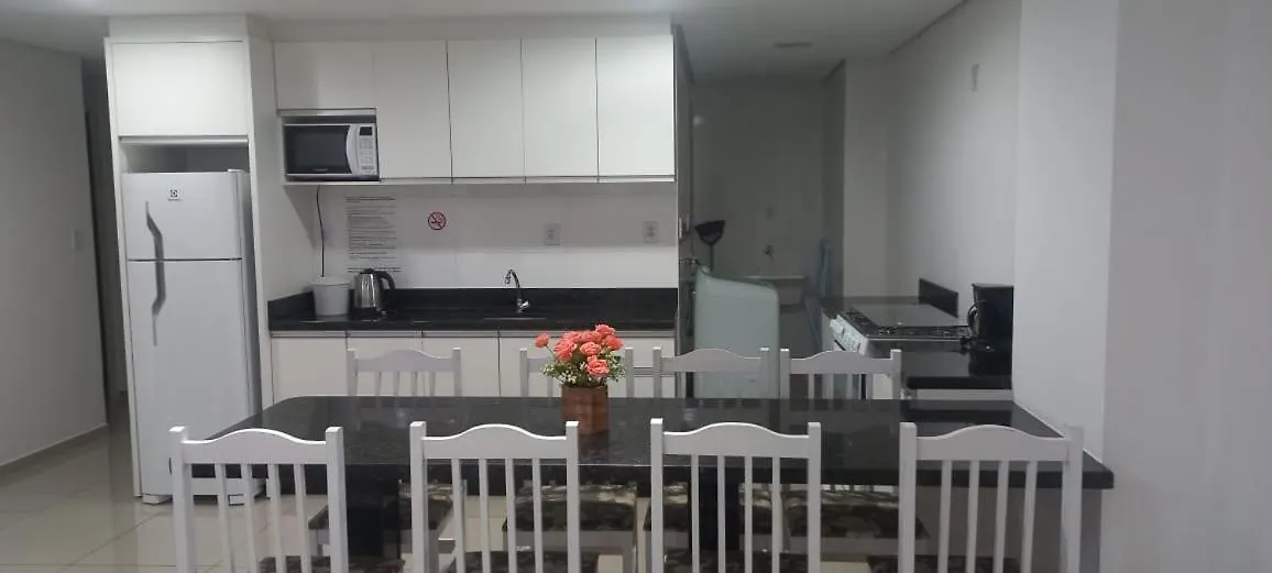Apartamentos Ed London, Na Av Principal A Poucos Passos Das Termas Piratuba Apartment